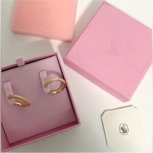 SWAROVSKI  Dextera hoop earrings